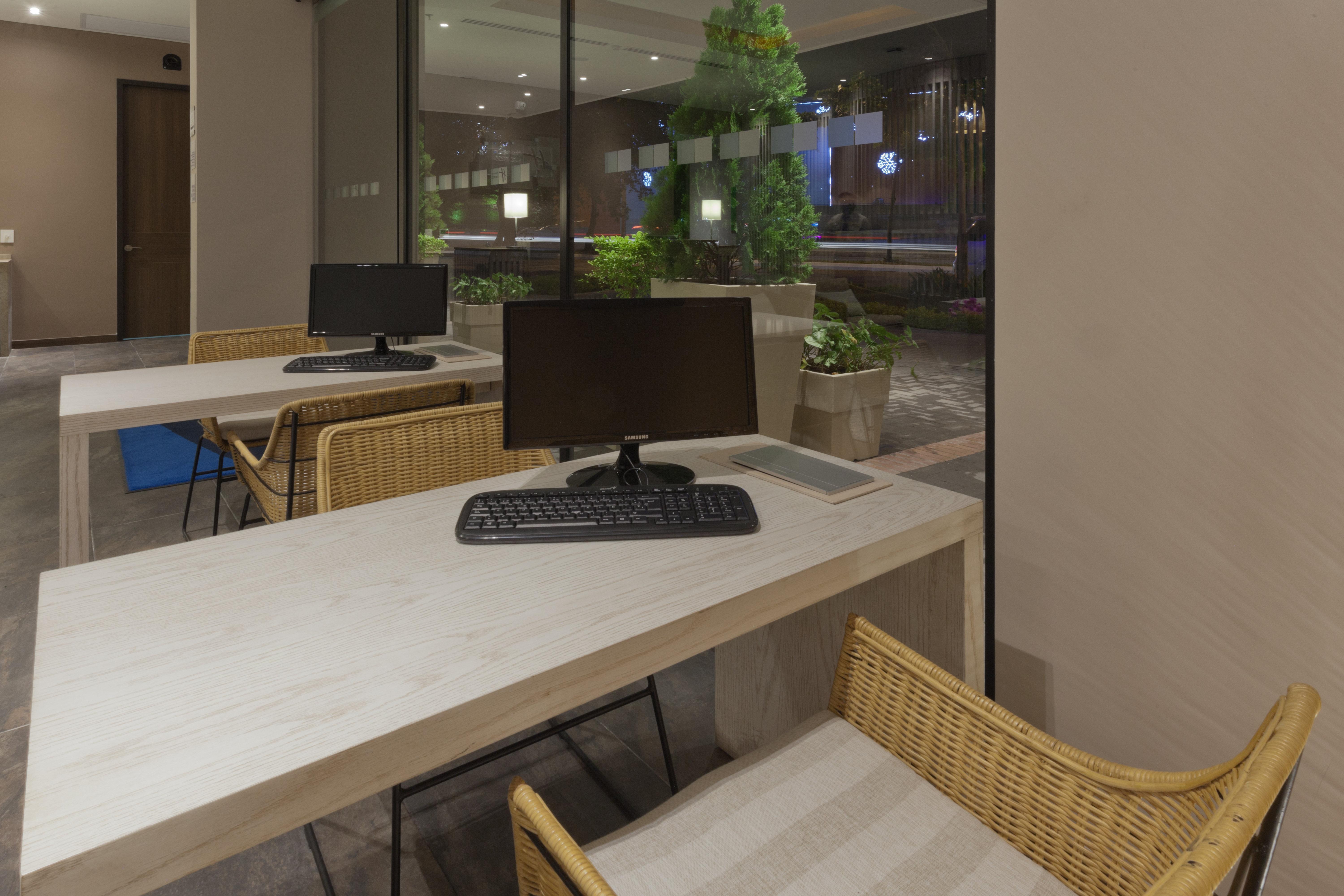 Holiday Inn Express Yopal By Ihg Екстериор снимка