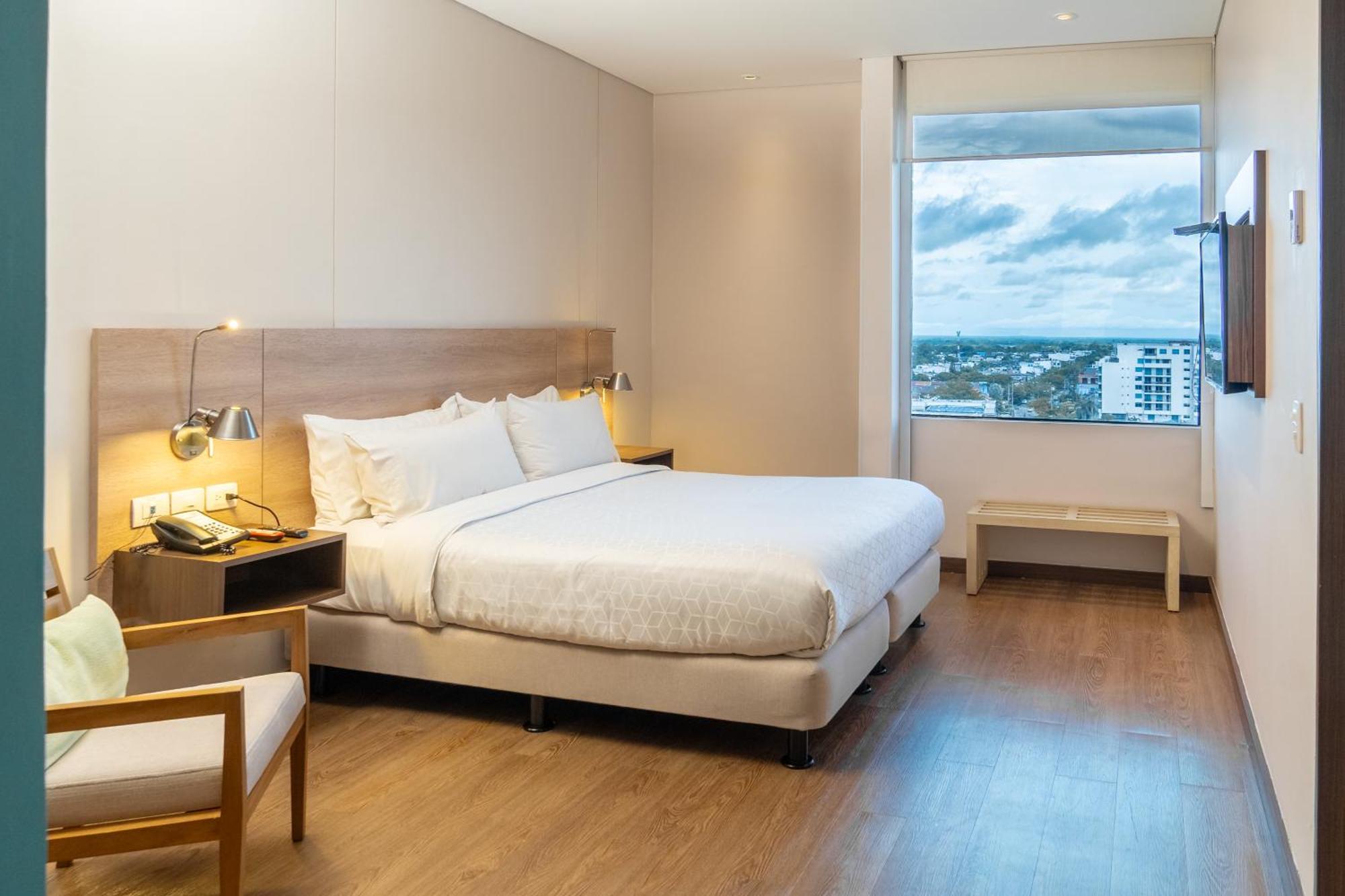 Holiday Inn Express Yopal By Ihg Екстериор снимка